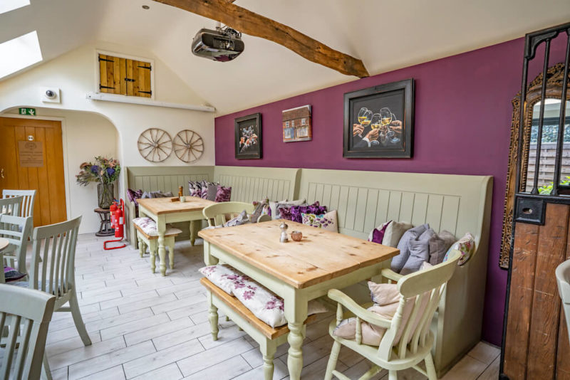 Picture Gallery of Dukes Wine Bar, Princes Risborough